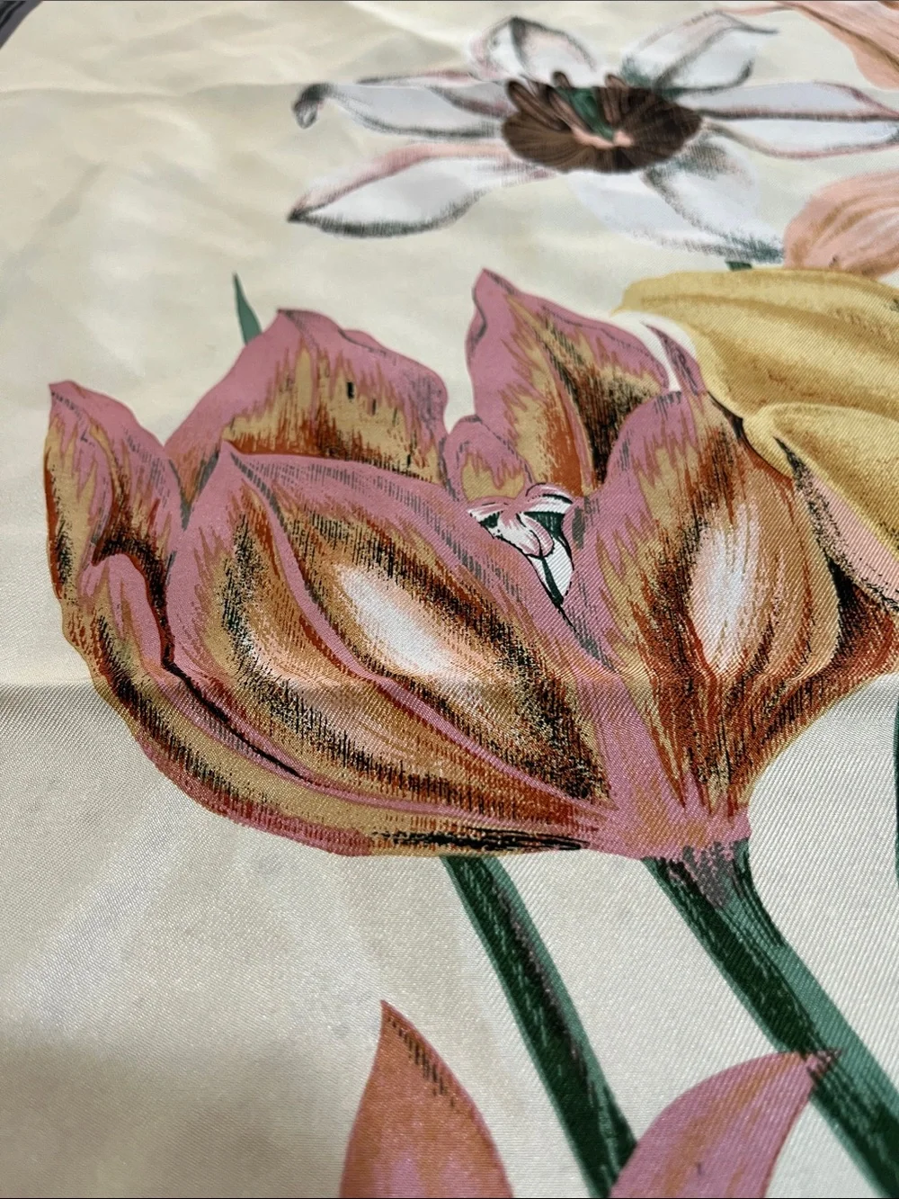 VINTAGE PERRY ELLIS SILK FLORAL SQUARE SCARF MULTICOLOR 35 X 35